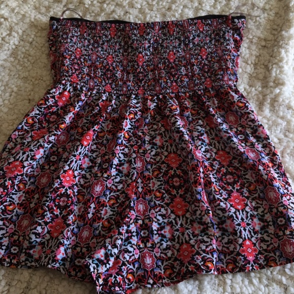 Romper - Picture 2 of 5